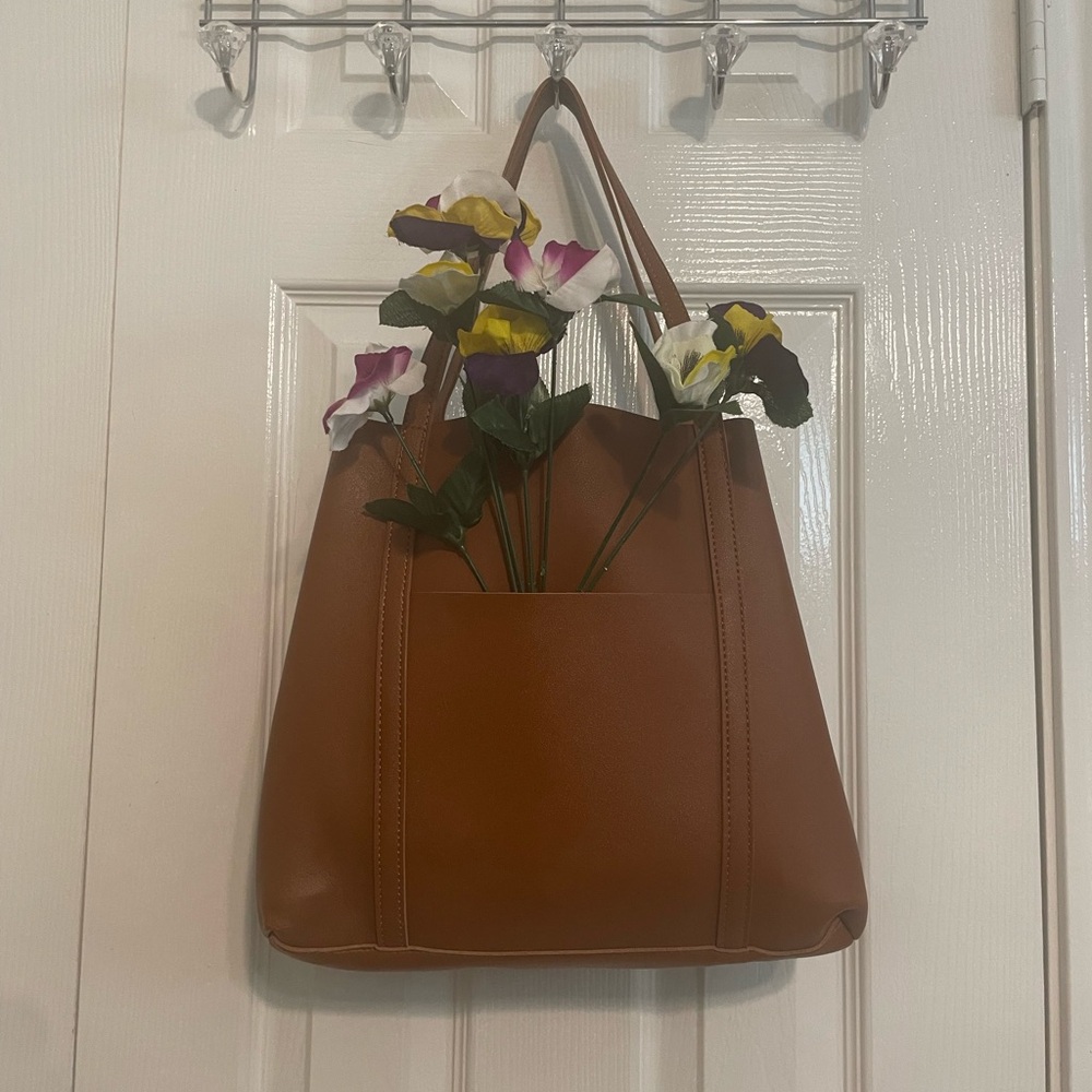 Lenny & Lev Vegan Tote color chestnut